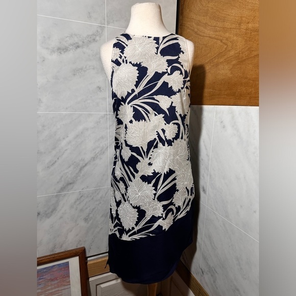 Club Monaco Quynh Blue Floral Asymmetrical Dress Size 2 Sleeveless - Picture 1 of 16